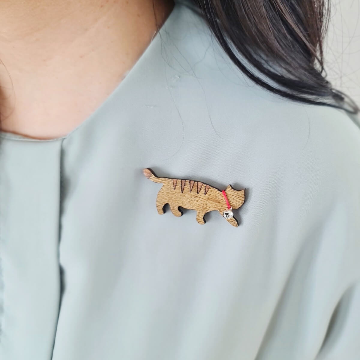 Bruno Cat Brooch