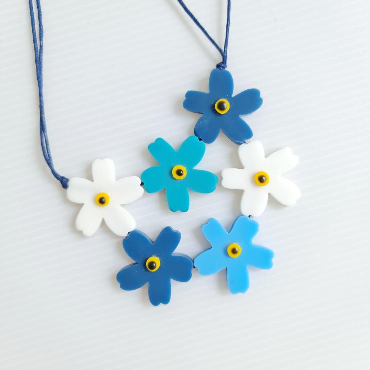 Forget Me Not Blue Necklace